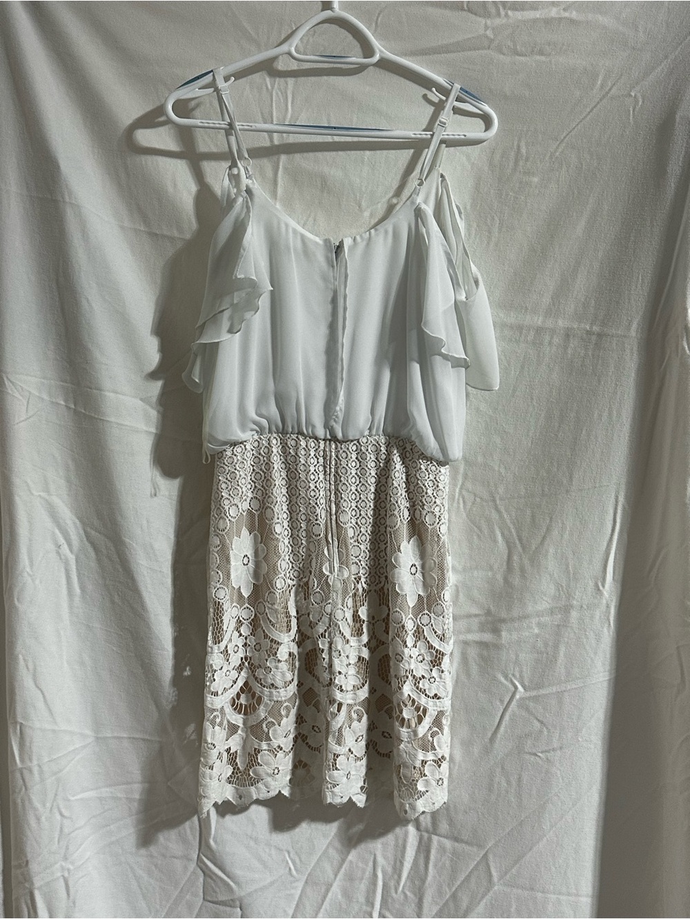 Francesca's Collections White Floral Dress